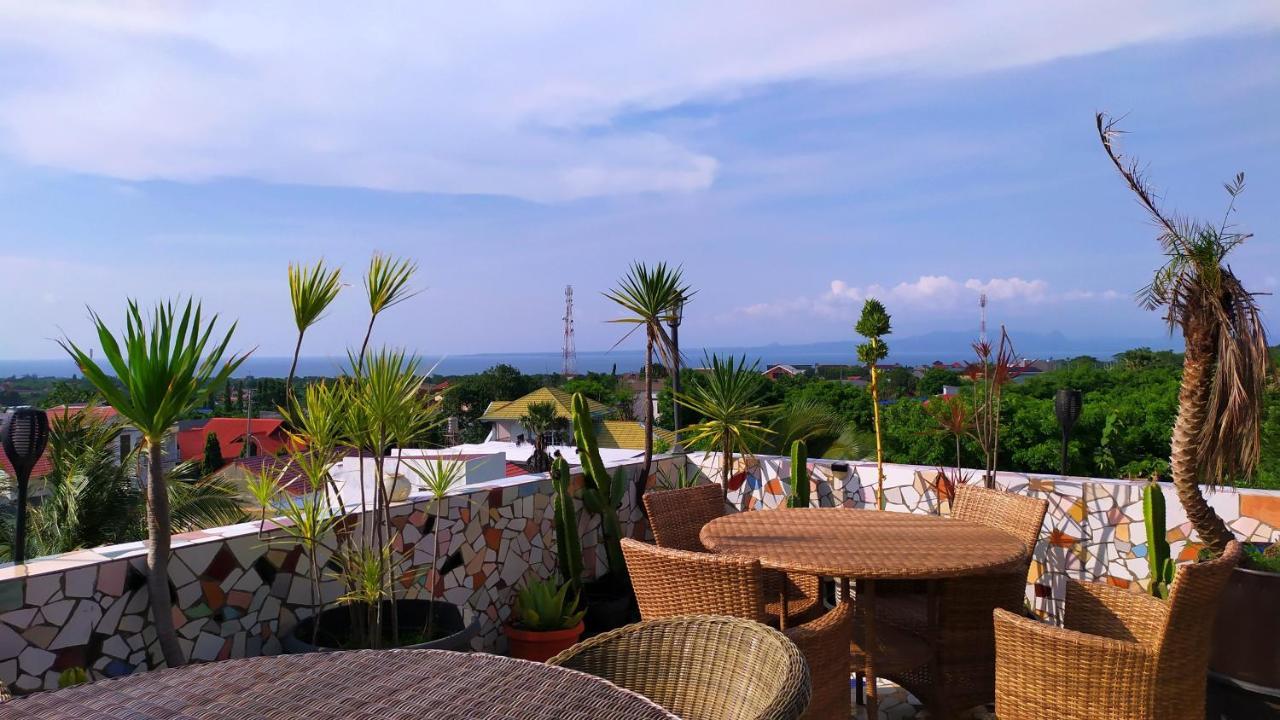 Hotel La Hasienda Kupang  Extérieur photo