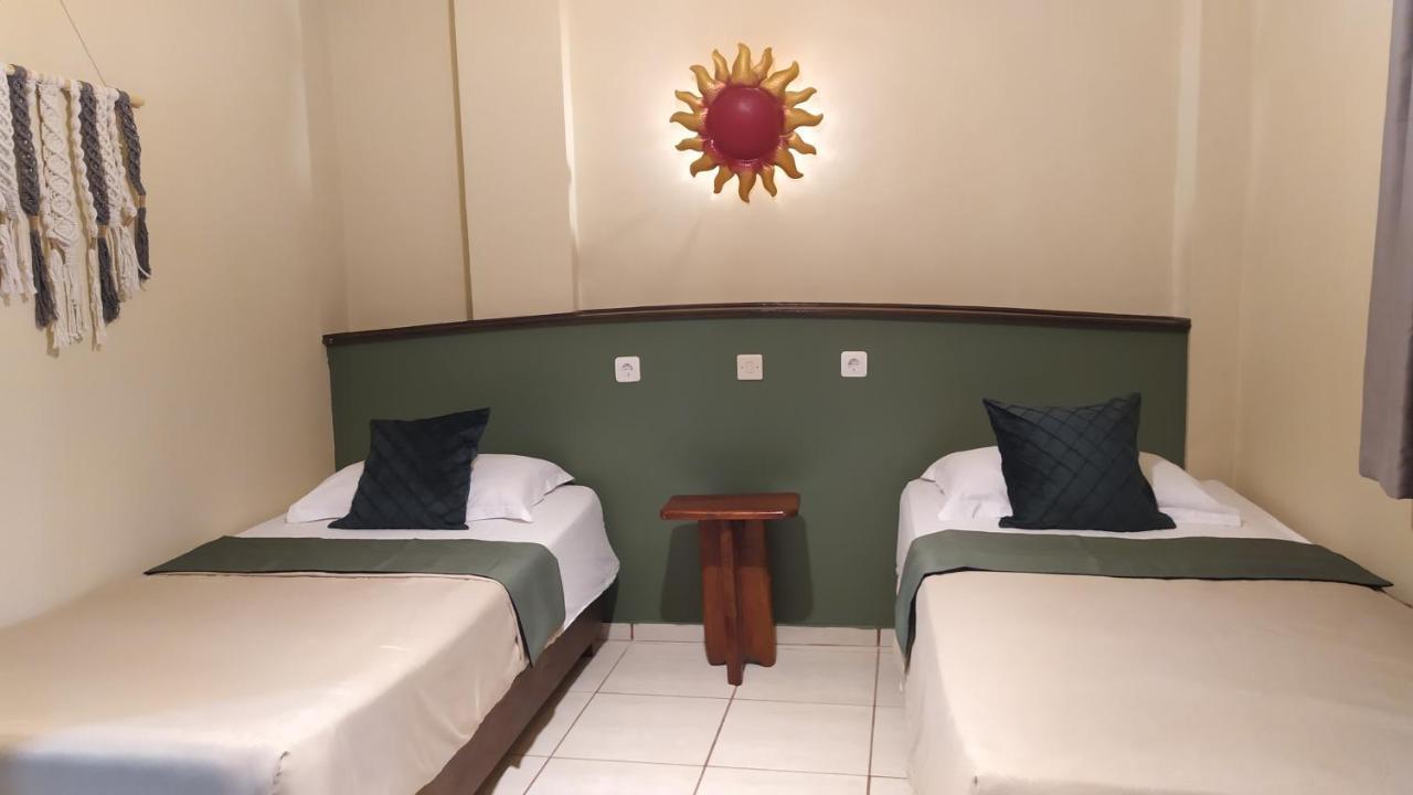 Hotel La Hasienda Kupang  Extérieur photo