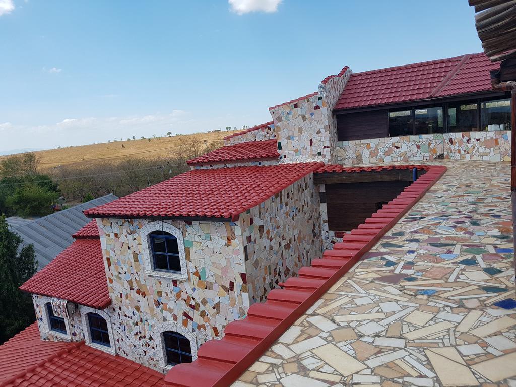 Hotel La Hasienda Kupang  Extérieur photo
