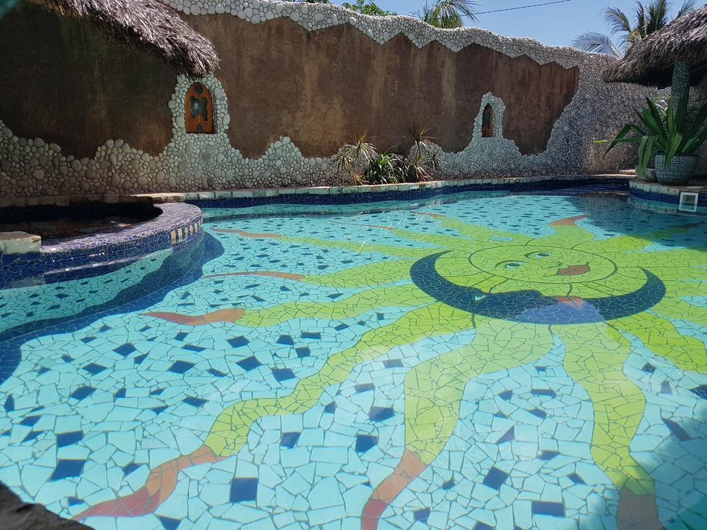 Hotel La Hasienda Kupang  Extérieur photo